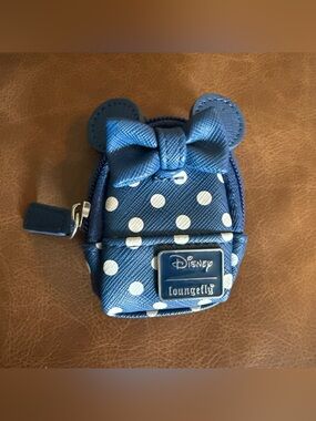 DISNEY loungfly mini backpack ✨